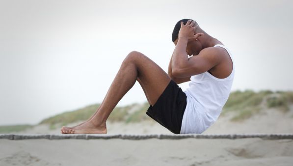 Fare gli addominali fa dimagrire la pancia? Video verità