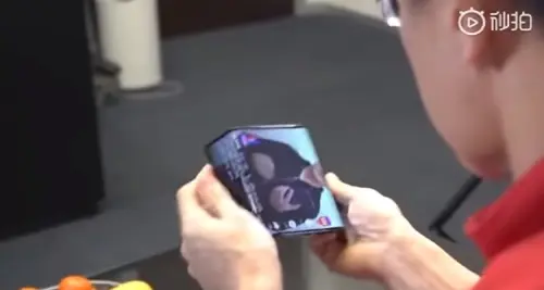 Ecco il video del prototipo di smartphone pieghevole di Xiaomi