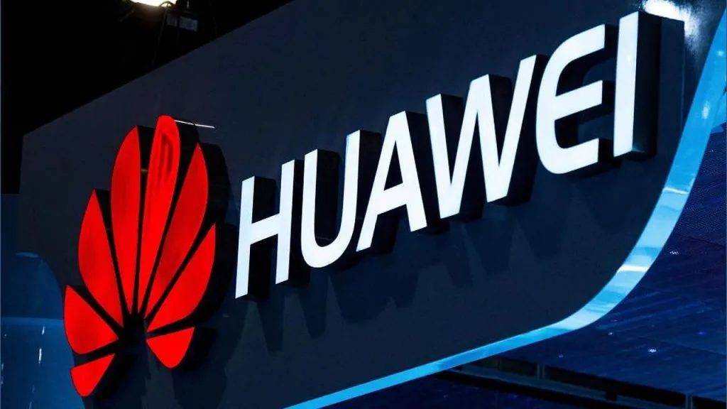 Huawei attacca Apple e Samsung: “I nostri smartphone non sono rallentati dagli aggiornamenti…”